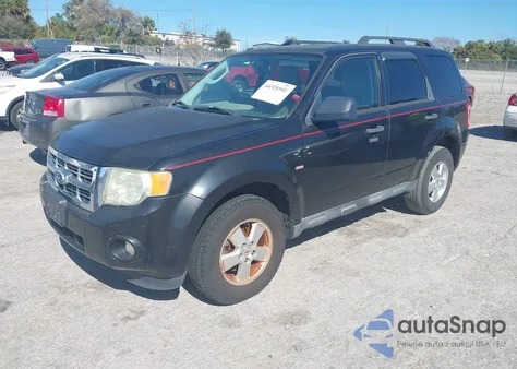 2011 Ford Escape Xlt z USA, uszkodzony, nr VIN 1FMCU0D74BKB24526